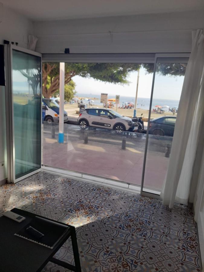 Beachfront House Malaga Exterior photo