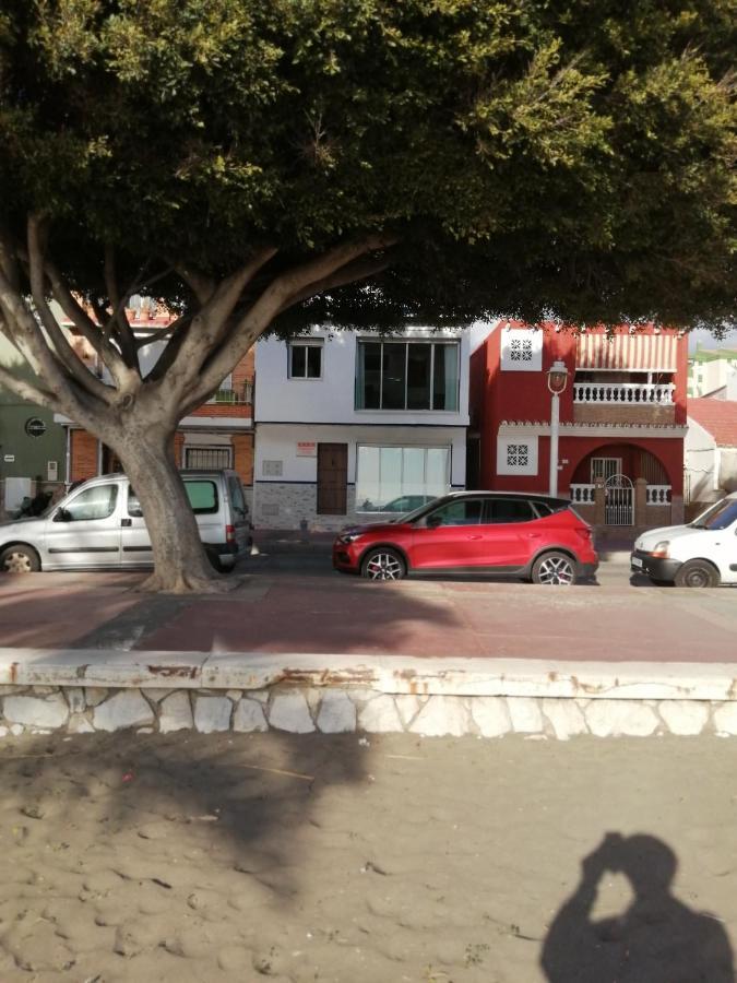 Beachfront House Malaga Exterior photo